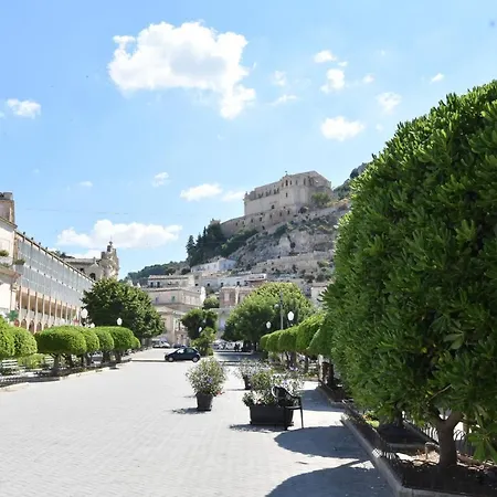 Sicilia Bedda House Bed & Breakfast