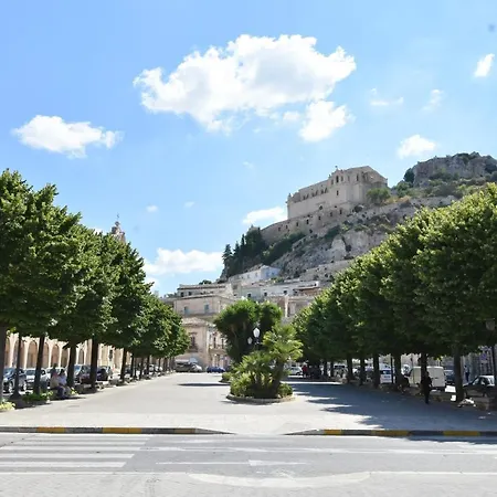 Sicilia Bedda House Bed & Breakfast